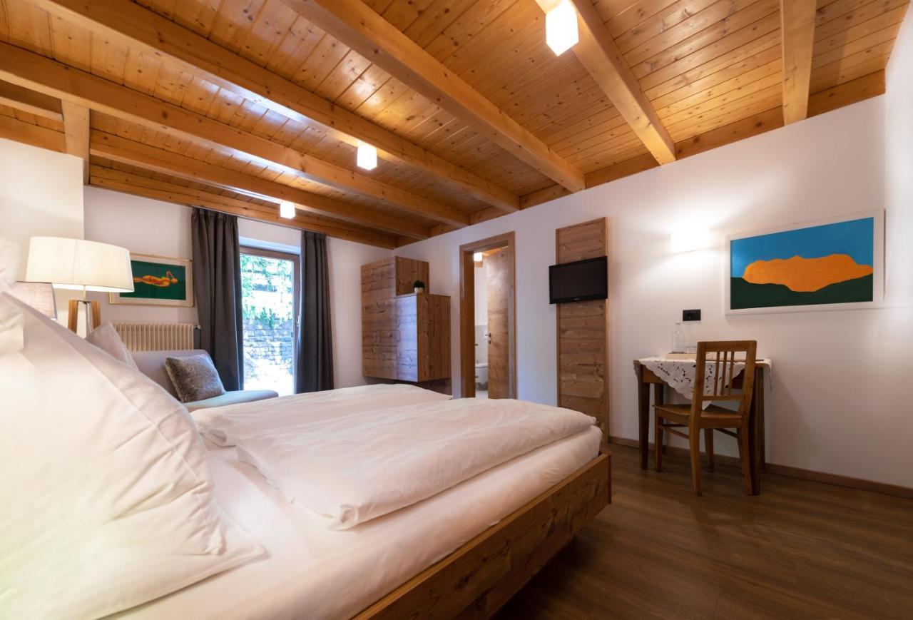 Charme Hotel Uridl Santa Cristina Val Gardena ภายนอก รูปภาพ