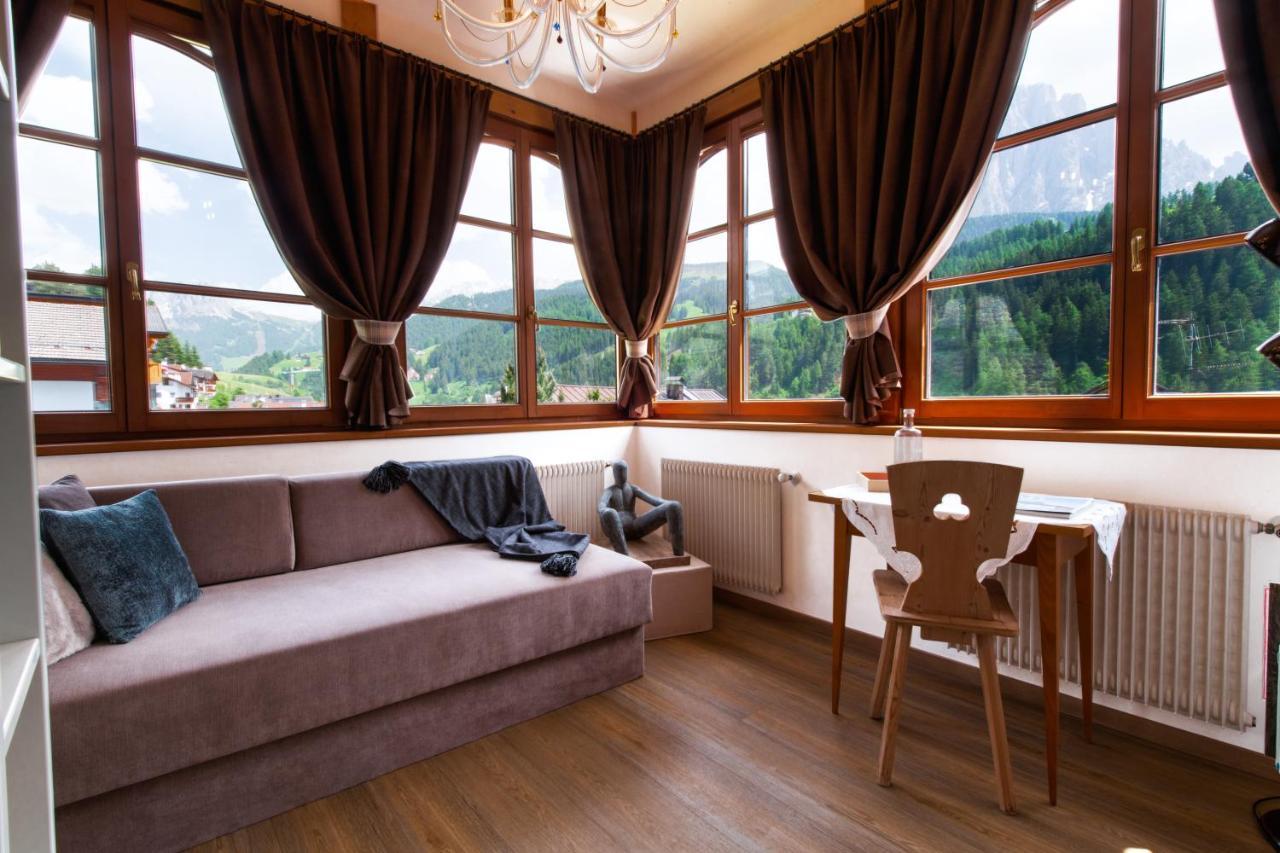 Charme Hotel Uridl Santa Cristina Val Gardena ภายนอก รูปภาพ