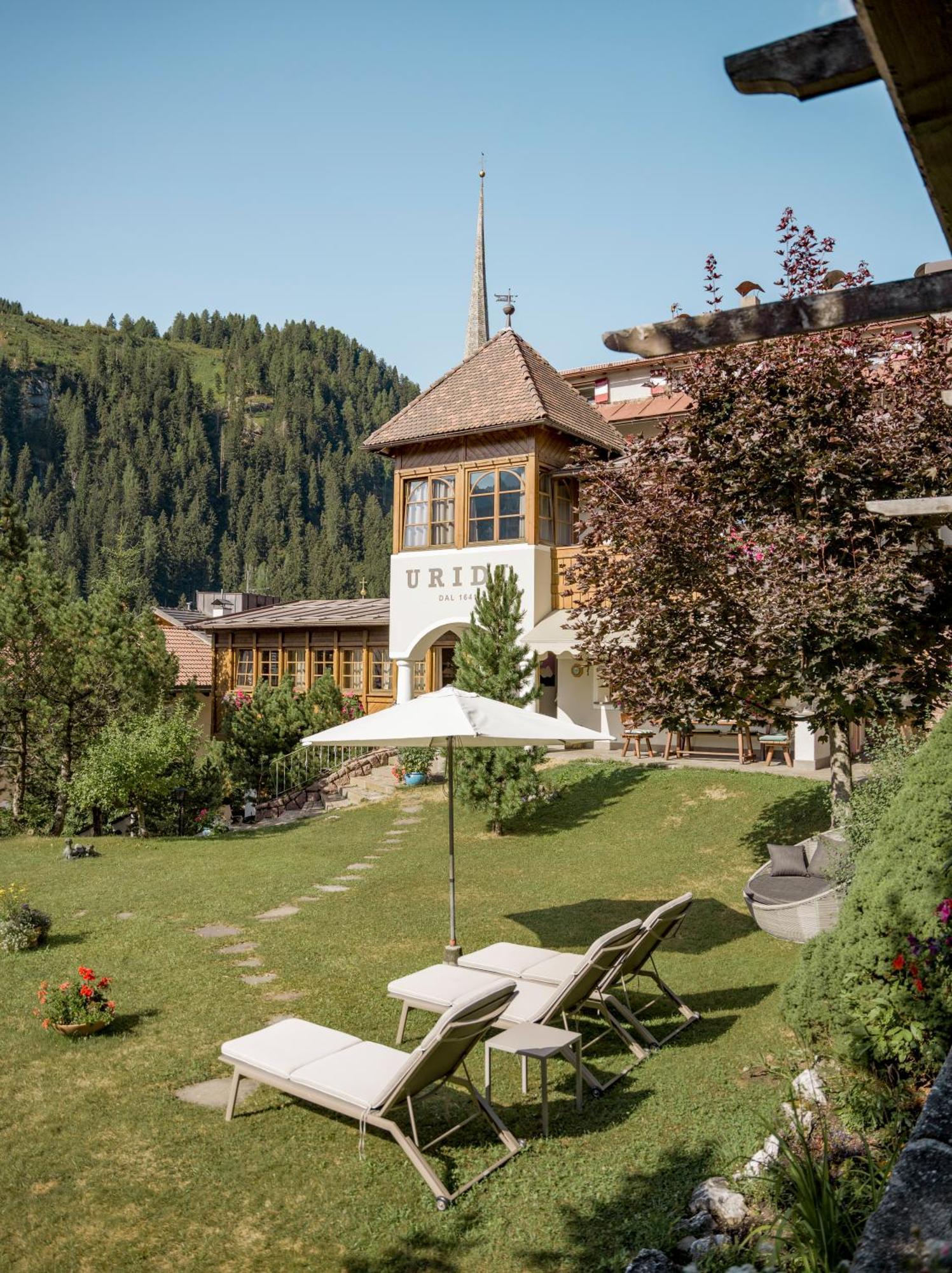 Charme Hotel Uridl Santa Cristina Val Gardena ภายนอก รูปภาพ